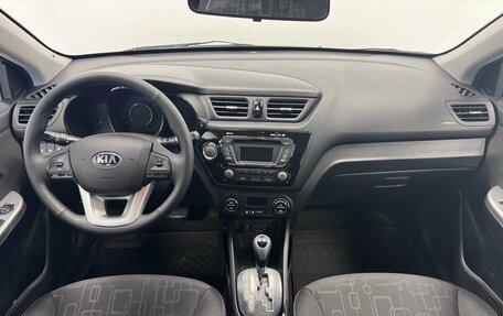 KIA Rio III рестайлинг, 2013 год, 1 000 000 рублей, 4 фотография