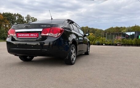 Chevrolet Cruze II, 2010 год, 720 000 рублей, 10 фотография