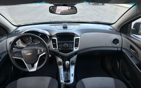 Chevrolet Cruze II, 2010 год, 720 000 рублей, 33 фотография
