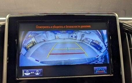 Toyota Land Cruiser 200, 2019 год, 7 550 000 рублей, 6 фотография