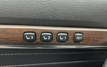 Toyota Land Cruiser 200, 2019 год, 7 550 000 рублей, 12 фотография