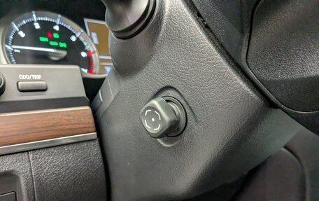 Toyota Land Cruiser 200, 2019 год, 7 550 000 рублей, 15 фотография