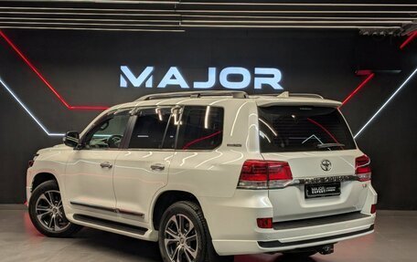 Toyota Land Cruiser 200, 2019 год, 7 550 000 рублей, 29 фотография