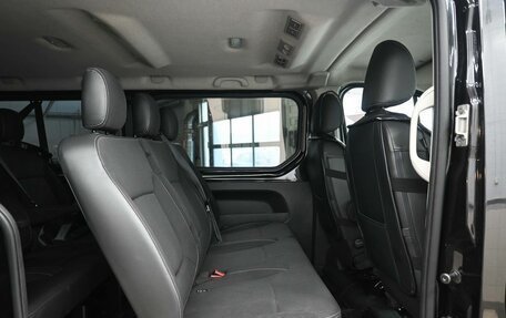 Renault Trafic, 2015 год, 2 099 900 рублей, 9 фотография
