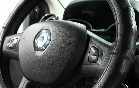 Renault Trafic, 2015 год, 2 099 900 рублей, 12 фотография