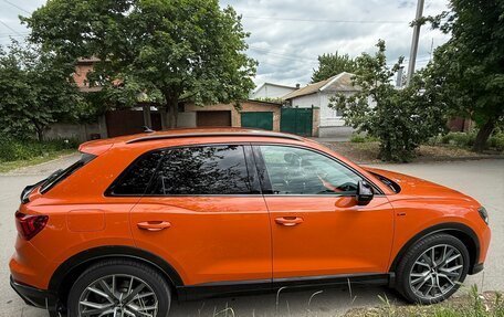 Audi Q3, 2019 год, 3 999 999 рублей, 8 фотография