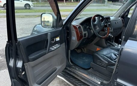 Mitsubishi Pajero III рестайлинг, 2006 год, 1 100 000 рублей, 6 фотография