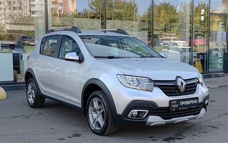 Renault Sandero II рестайлинг, 2019 год, 1 255 000 рублей, 3 фотография