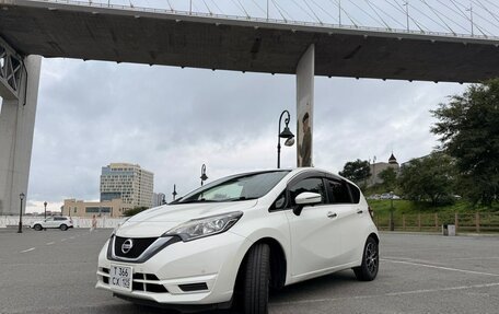 Nissan Note II рестайлинг, 2018 год, 950 000 рублей, 1 фотография
