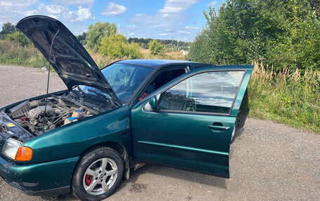 Volkswagen Polo III рестайлинг, 1997 год, 70 000 рублей, 2 фотография