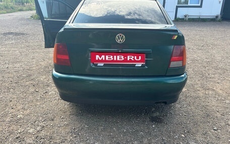 Volkswagen Polo III рестайлинг, 1997 год, 70 000 рублей, 4 фотография