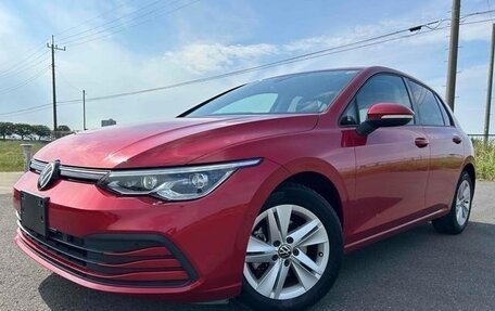 Volkswagen Golf VIII, 2022 год, 1 125 000 рублей, 2 фотография
