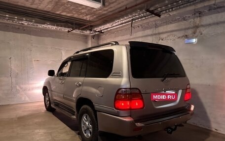 Toyota Land Cruiser 100 рестайлинг 2, 2000 год, 1 880 000 рублей, 4 фотография