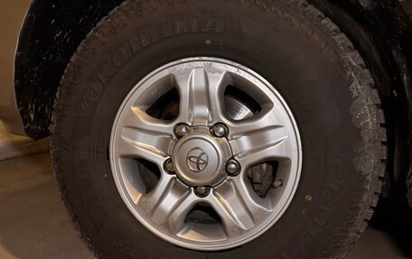 Toyota Land Cruiser 100 рестайлинг 2, 2000 год, 1 880 000 рублей, 31 фотография
