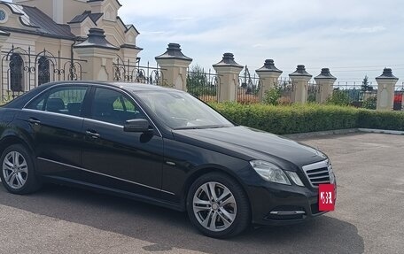Mercedes-Benz E-Класс, 2010 год, 1 630 000 рублей, 3 фотография