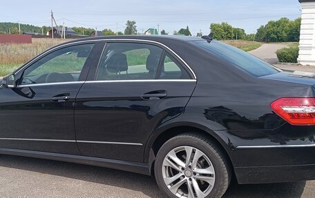 Mercedes-Benz E-Класс, 2010 год, 1 630 000 рублей, 4 фотография