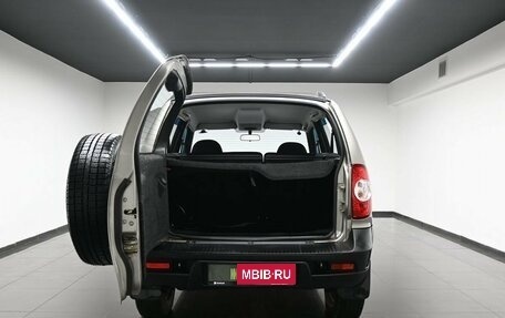 Chevrolet Niva I рестайлинг, 2011 год, 695 000 рублей, 7 фотография