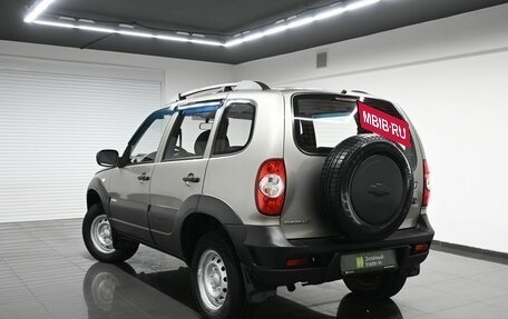 Chevrolet Niva I рестайлинг, 2011 год, 695 000 рублей, 6 фотография