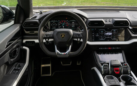 Lamborghini Urus I, 2025 год, 38 790 000 рублей, 17 фотография