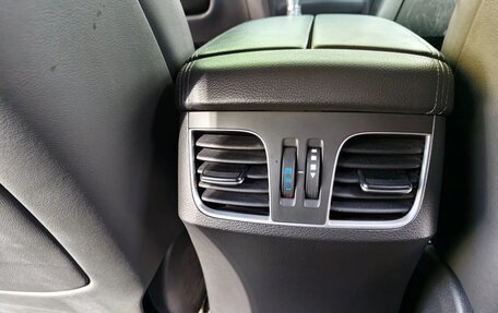Hyundai Genesis II, 2016 год, 2 100 000 рублей, 24 фотография