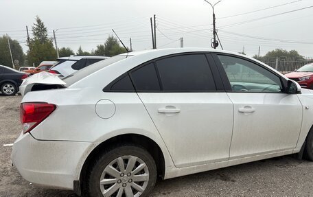 Chevrolet Cruze II, 2010 год, 295 000 рублей, 5 фотография