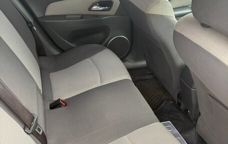 Chevrolet Cruze II, 2010 год, 295 000 рублей, 12 фотография