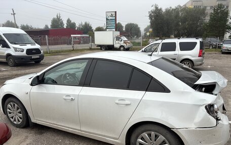 Chevrolet Cruze II, 2010 год, 295 000 рублей, 6 фотография