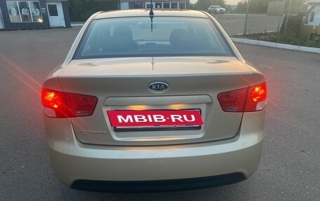 KIA Cerato III, 2009 год, 900 000 рублей, 3 фотография