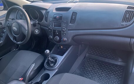 KIA Cerato III, 2009 год, 900 000 рублей, 17 фотография