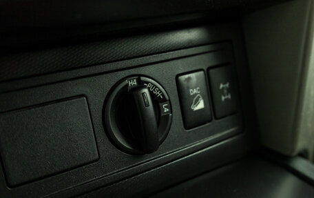 Toyota Land Cruiser Prado 150 рестайлинг 2, 2011 год, 2 299 585 рублей, 17 фотография