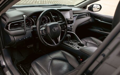 Toyota Camry, 2021 год, 2 495 000 рублей, 13 фотография