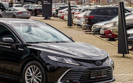 Toyota Camry, 2021 год, 2 495 000 рублей, 8 фотография