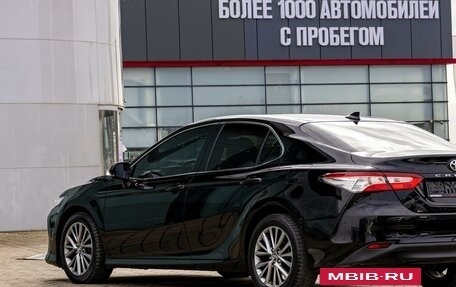 Toyota Camry, 2021 год, 2 495 000 рублей, 9 фотография