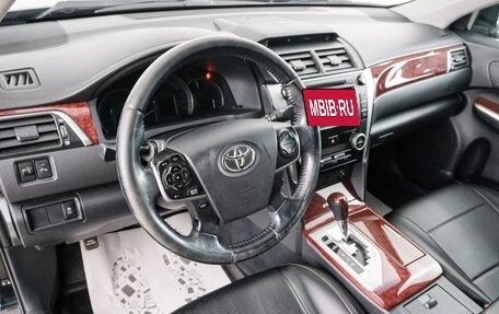 Toyota Camry, 2013 год, 1 549 000 рублей, 8 фотография