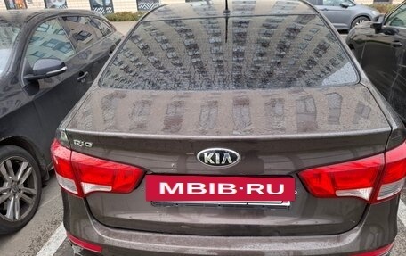 KIA Rio III рестайлинг, 2015 год, 980 000 рублей, 2 фотография