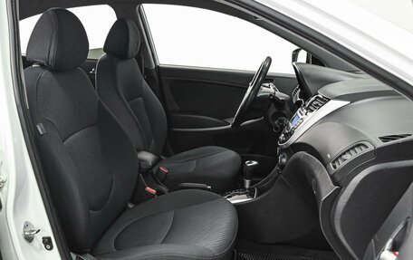 Hyundai Solaris II рестайлинг, 2013 год, 824 000 рублей, 8 фотография