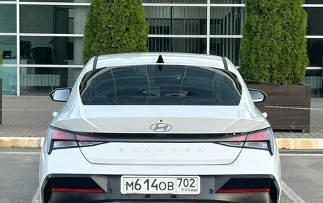 Hyundai Elantra, 2023 год, 1 859 000 рублей, 5 фотография