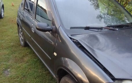 Renault Logan I, 2006 год, 120 000 рублей, 4 фотография