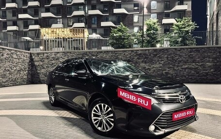 Toyota Camry, 2015 год, 1 930 000 рублей, 1 фотография