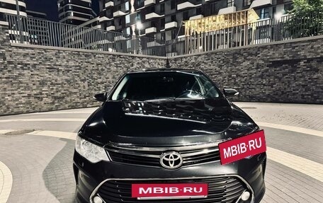 Toyota Camry, 2015 год, 1 930 000 рублей, 2 фотография