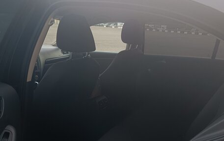 Volkswagen Jetta VI, 2012 год, 990 000 рублей, 3 фотография