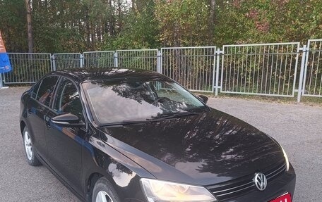 Volkswagen Jetta VI, 2012 год, 990 000 рублей, 6 фотография