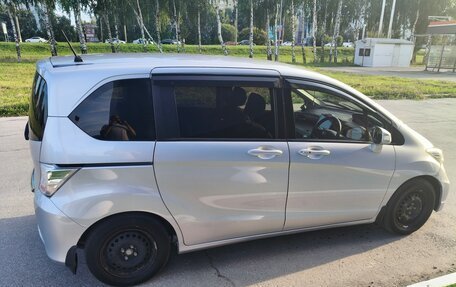 Honda Freed I, 2012 год, 1 093 000 рублей, 34 фотография