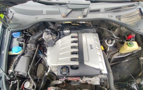 Volkswagen Touareg III, 2005 год, 777 000 рублей, 13 фотография