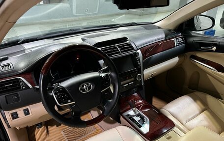 Toyota Camry, 2012 год, 1 570 000 рублей, 11 фотография