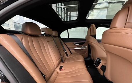 Mercedes-Benz E-Класс, 2026 год, 11 000 000 рублей, 24 фотография