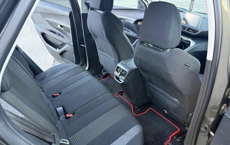 Peugeot 3008 II, 2019 год, 1 650 000 рублей, 12 фотография