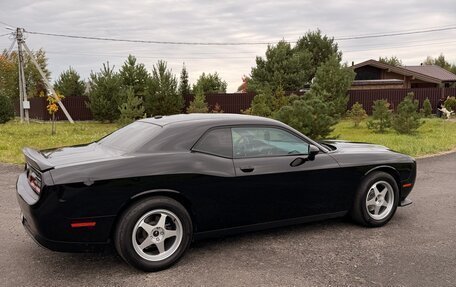 Dodge Challenger III рестайлинг 2, 2020 год, 2 550 000 рублей, 12 фотография