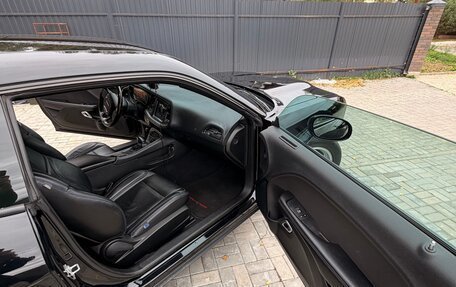 Dodge Challenger III рестайлинг 2, 2020 год, 2 550 000 рублей, 17 фотография