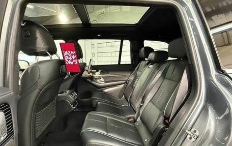 Mercedes-Benz GLS, 2024 год, 17 500 000 рублей, 3 фотография